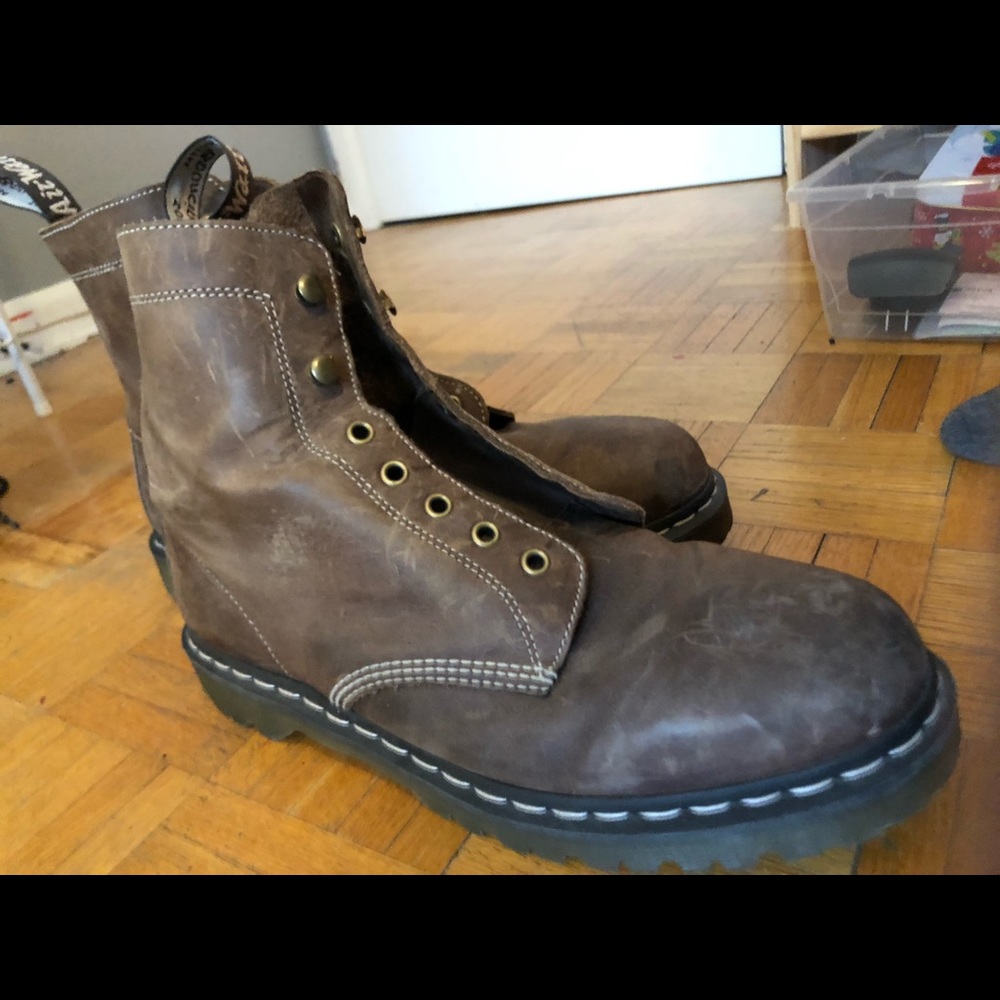 Dr. Marten boots